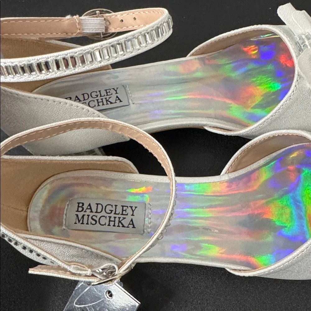 Badgley Mischka Little Girls Dress Shoes Silver Size 1 New NWT